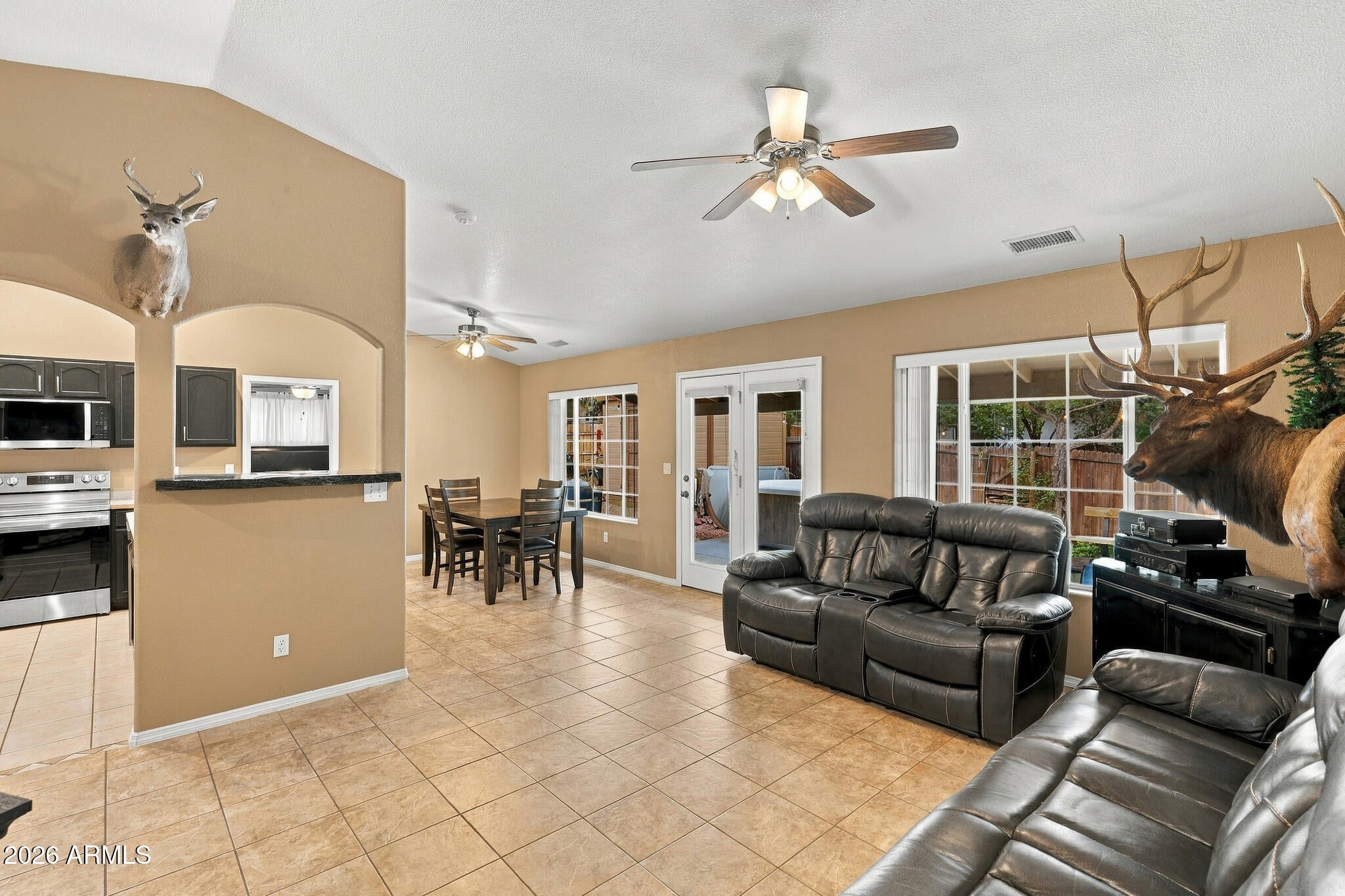 Properties 605 N WILDERNESS Trail