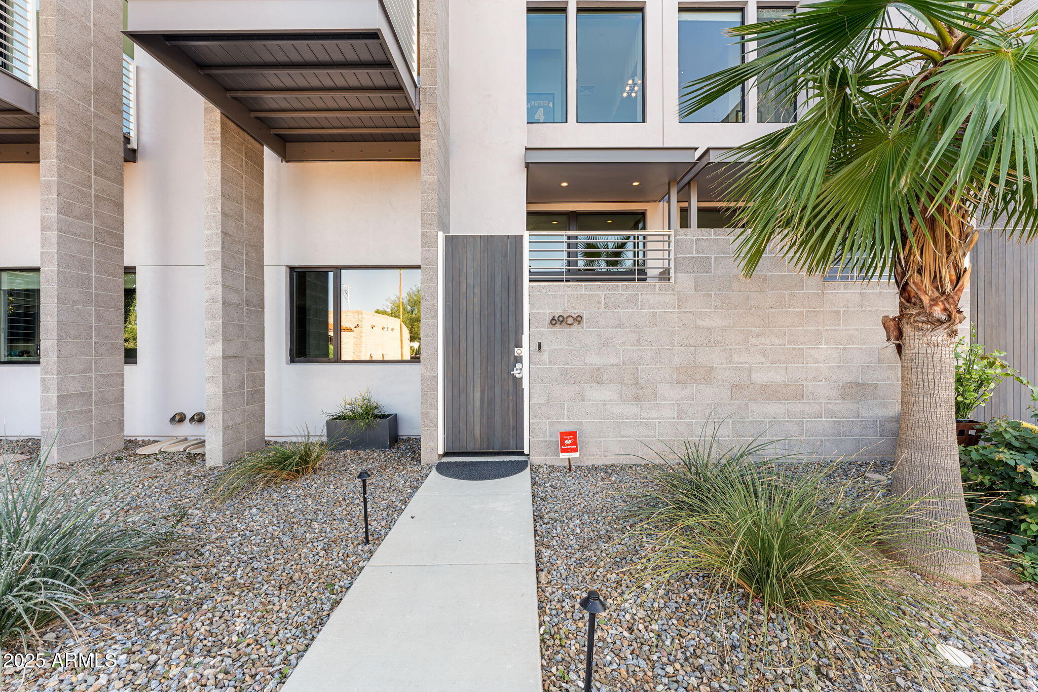 Homes for Sale in Queen Creek Arizona 2 6909 E 1ST Avenue