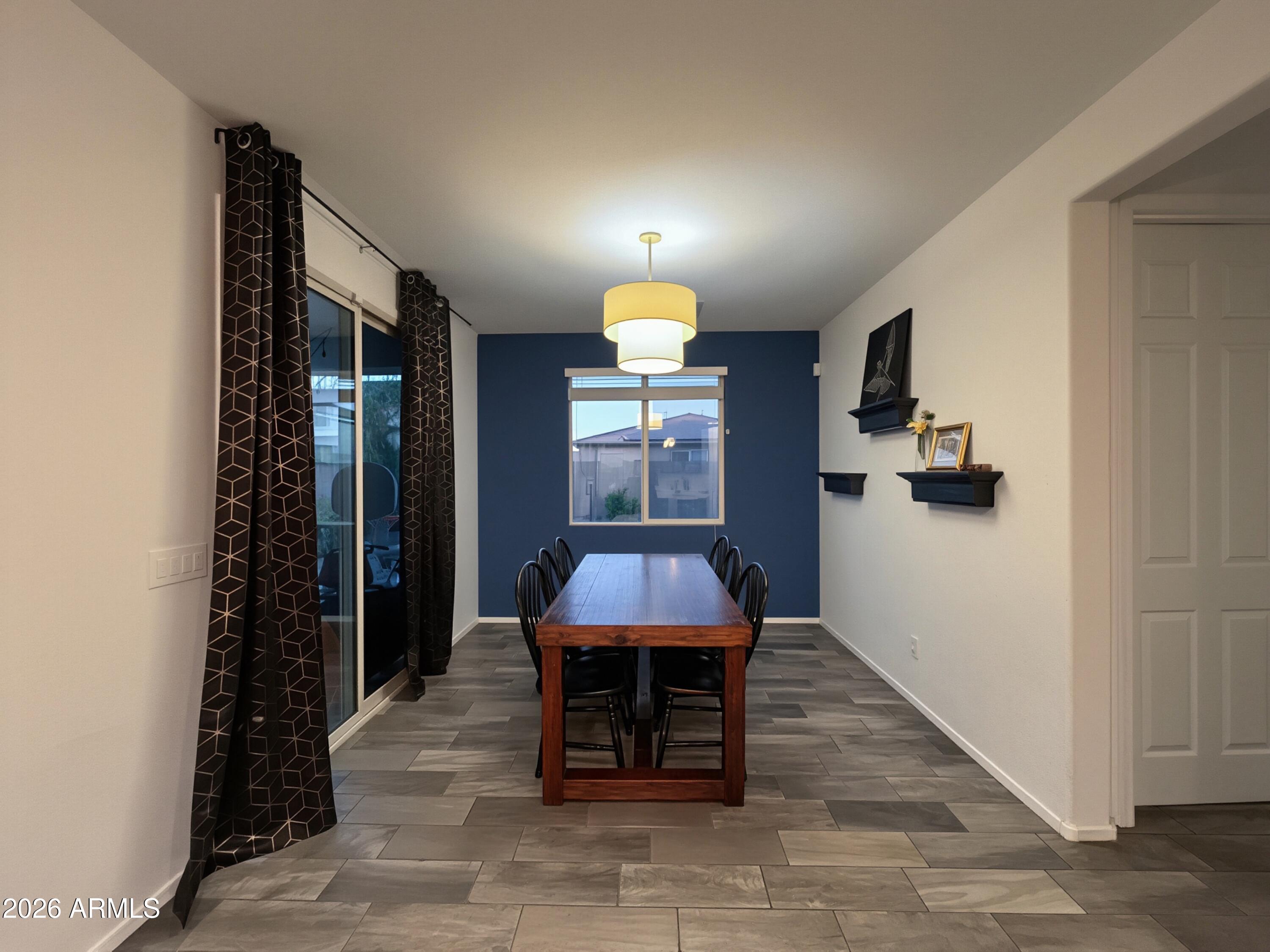 7914 W PUEBLO Avenue