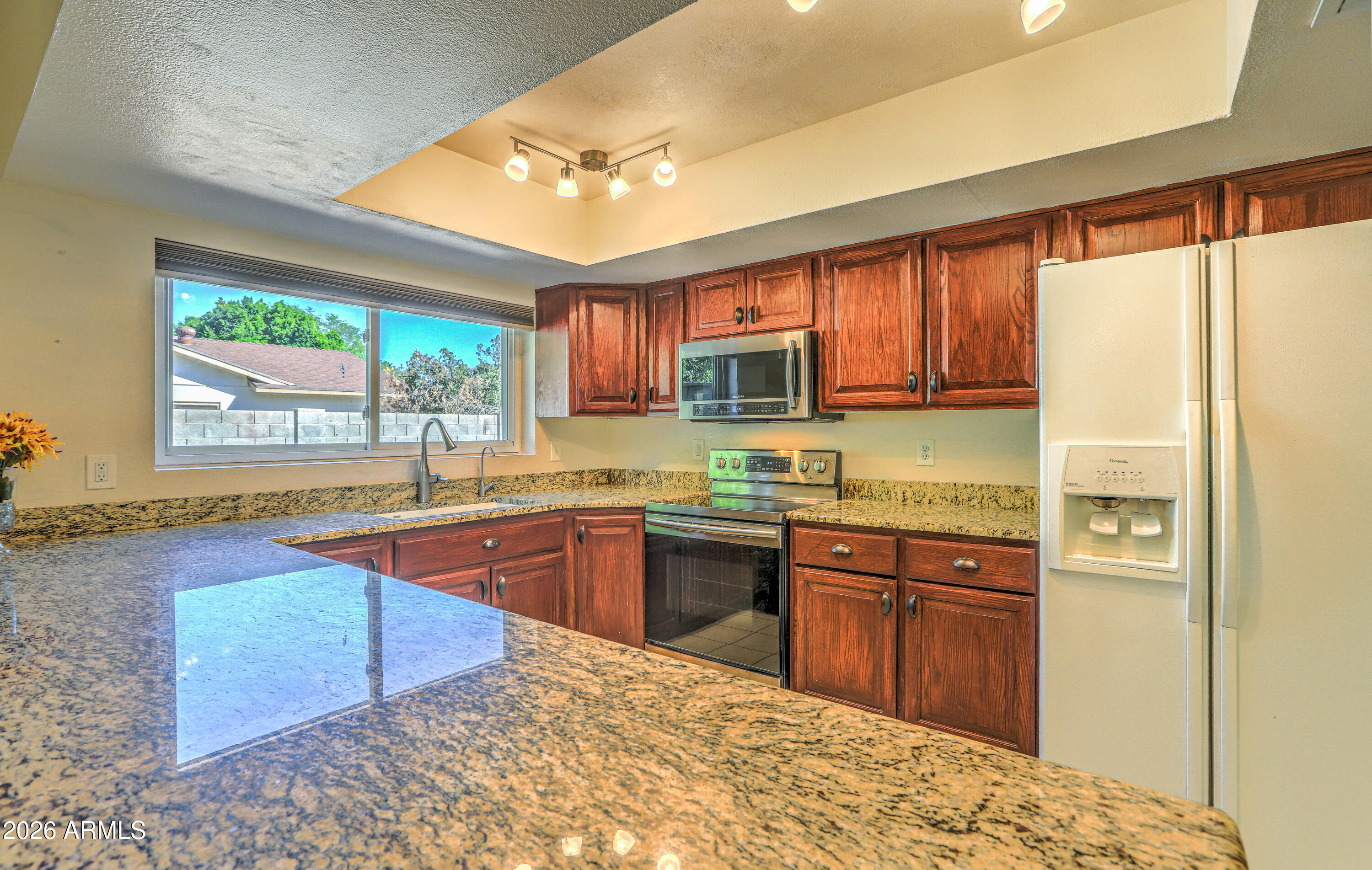 3136 W TIERRA BUENA Lane