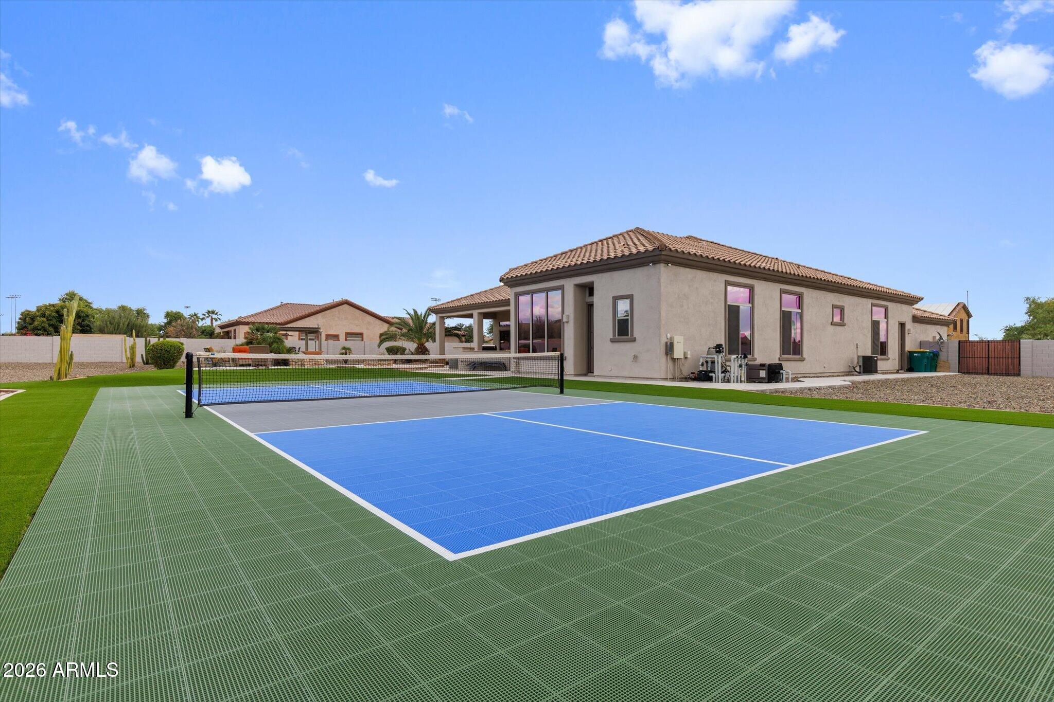 18541 W BERYL Court