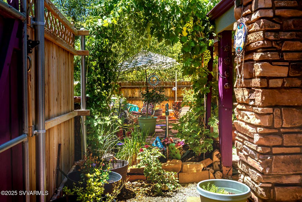 Photo of 160 Budd Way, Sedona, AZ 86336 (MLS # 6935774)