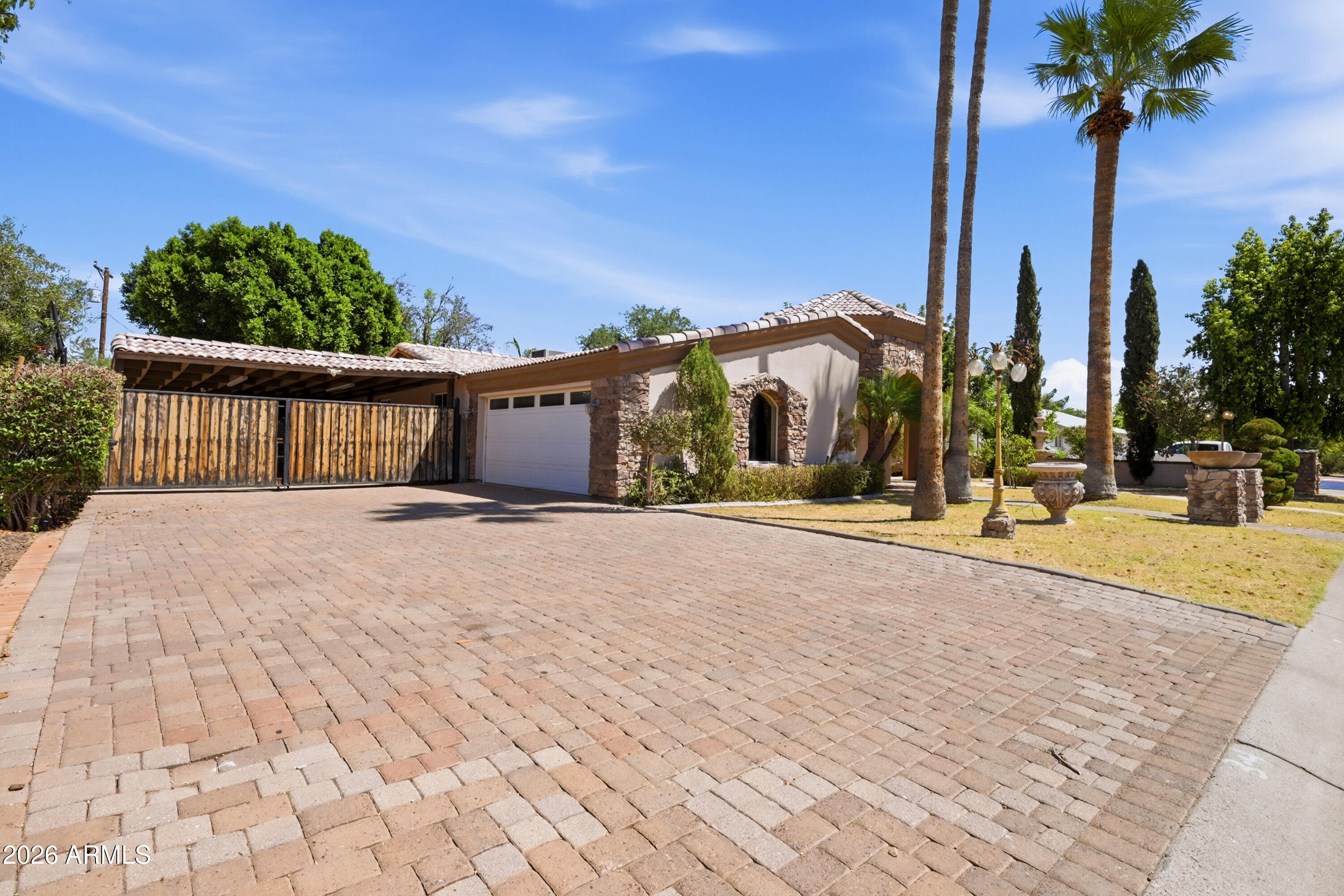 4528 E HOBART Street