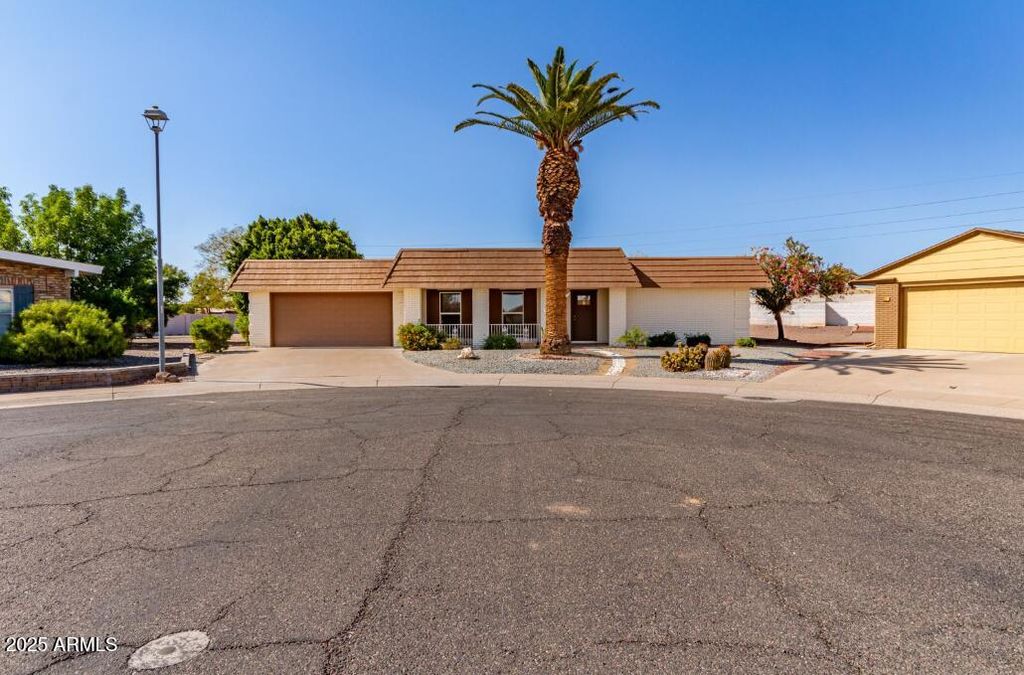 Photo of 16853 N Meadow Park Drive, Sun City, AZ 85351 (MLS # 6913637)