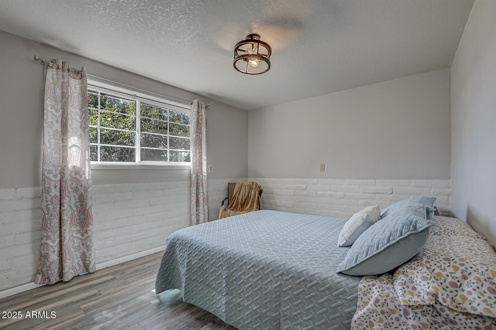 3276 N Juniper Trail