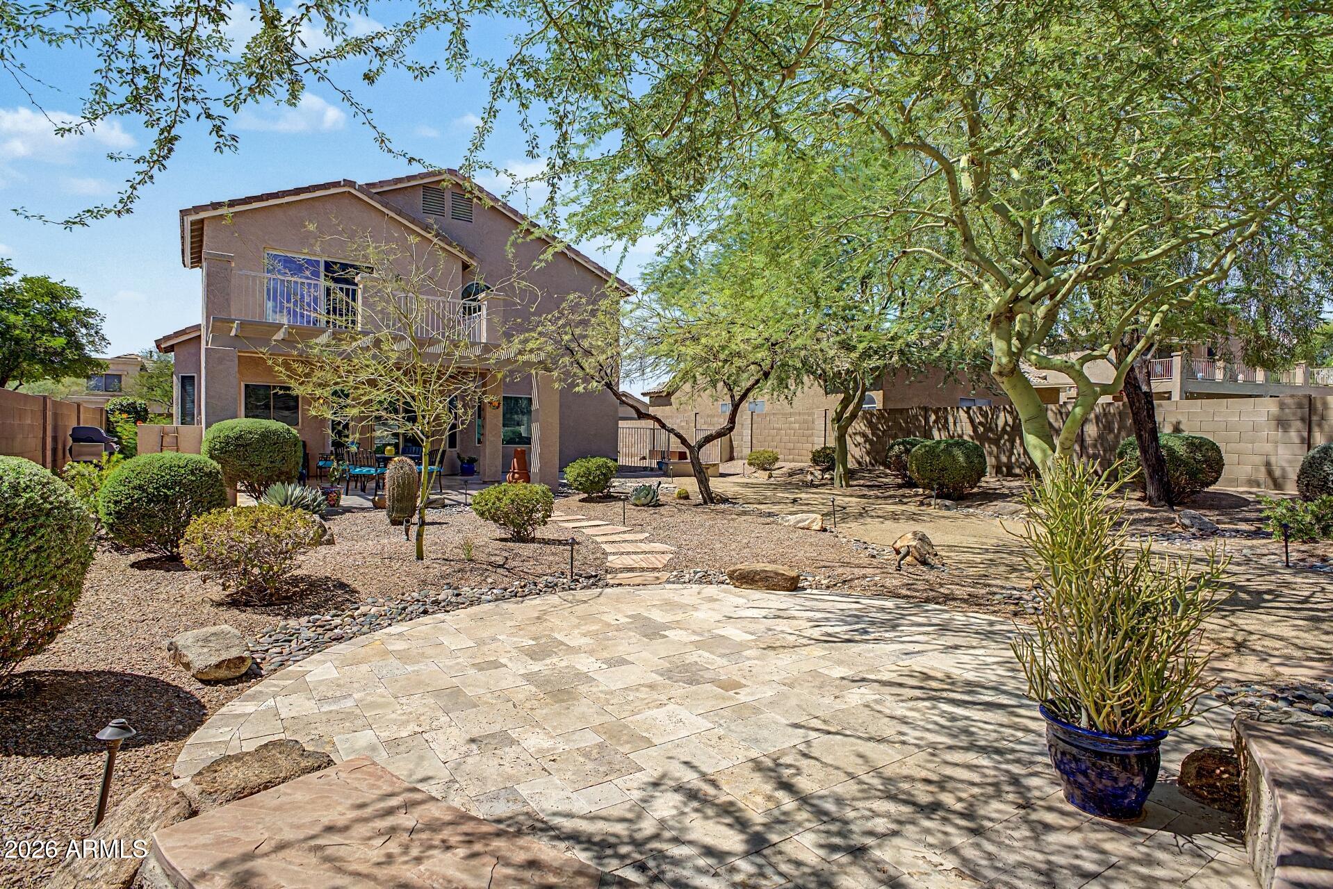 2315 N AZURITE Circle
