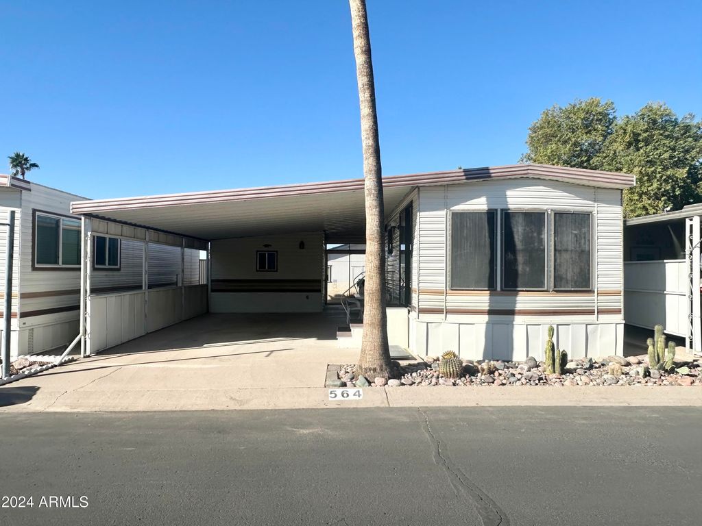 Photo of 564 S Rock Hound Drive #564, Apache Junction, AZ 85119 (MLS # 6798317)