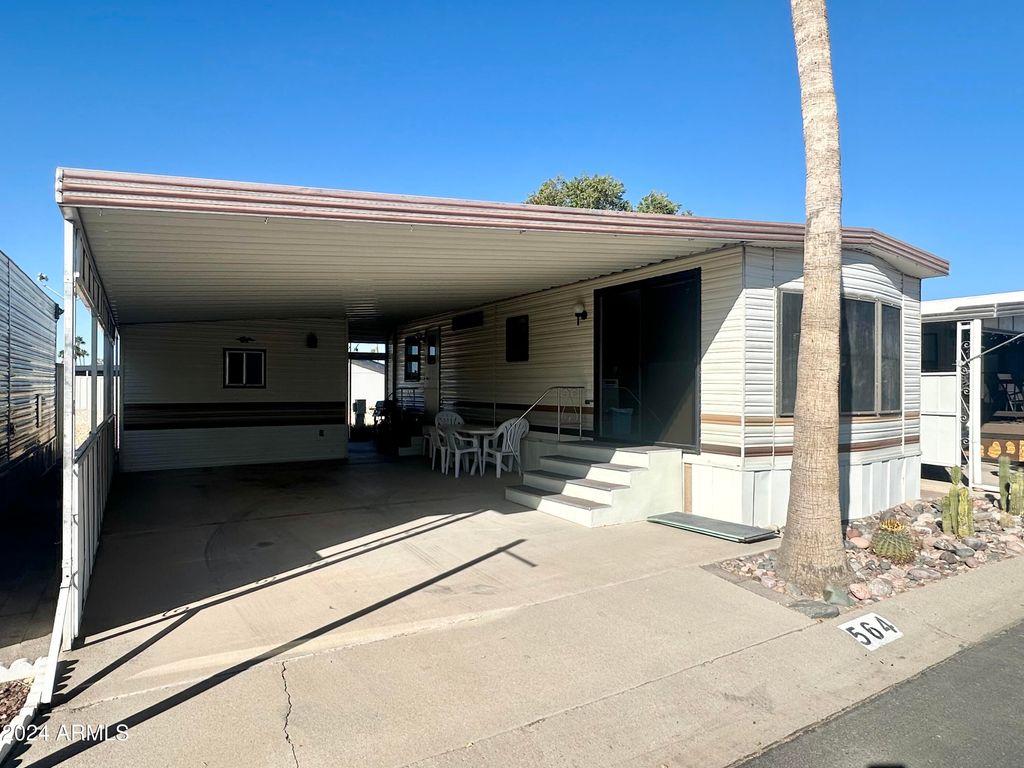 Photo of 564 S Rock Hound Drive #564, Apache Junction, AZ 85119 (MLS # 6798317)