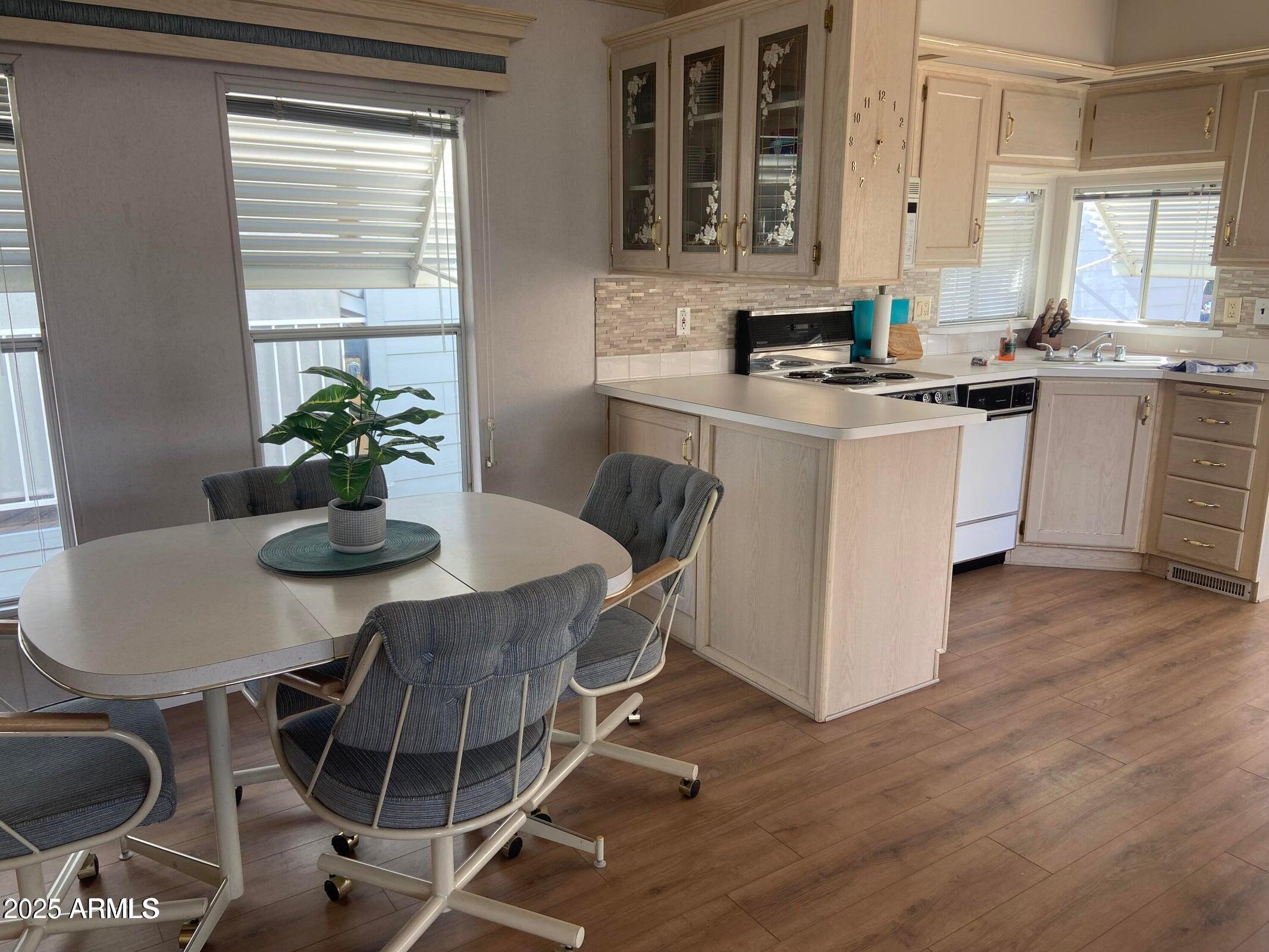 2128 S Dakota Drive 128