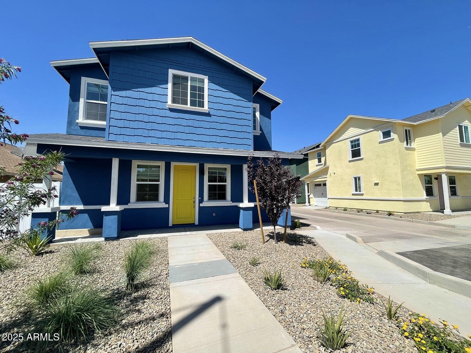 814 E ROMA Avenue 14