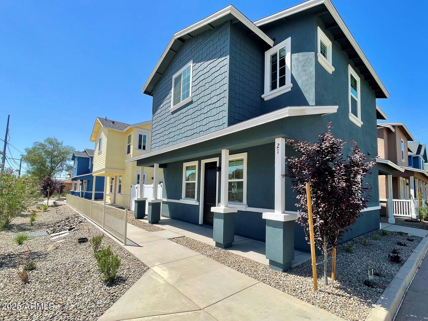 814 E ROMA Avenue 14