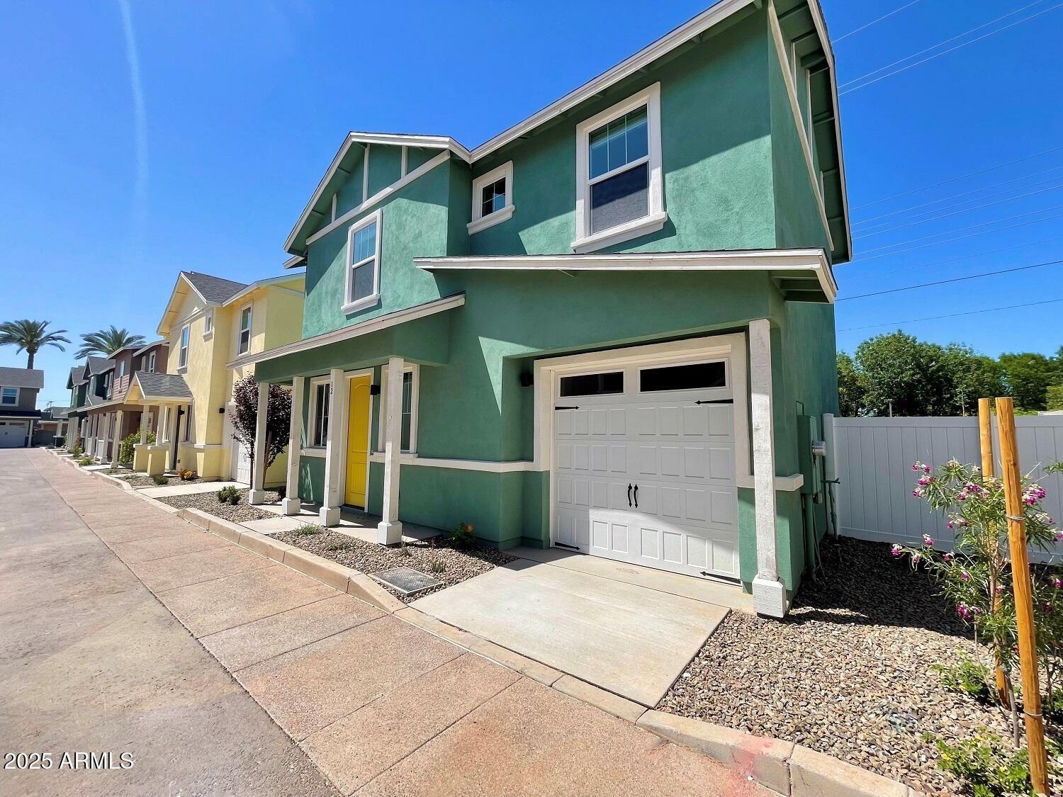 814 E ROMA Avenue 14