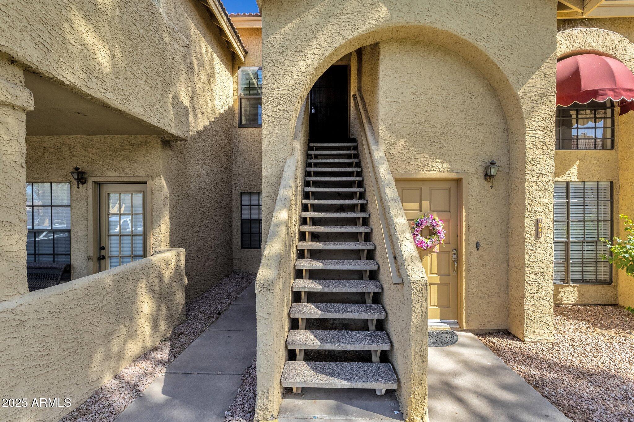1126 W ELLIOT Road 2040