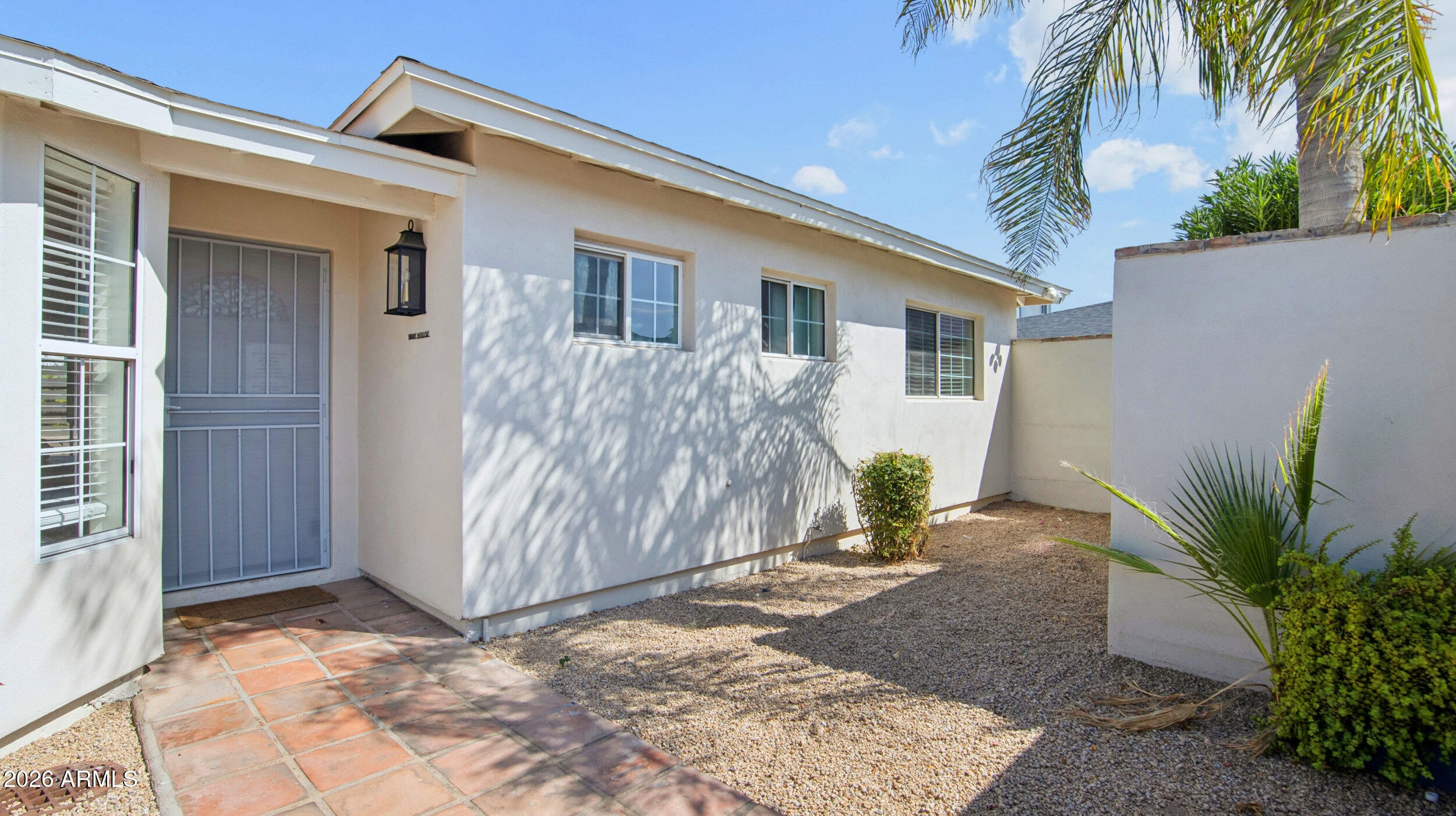 2929 N 55th Place