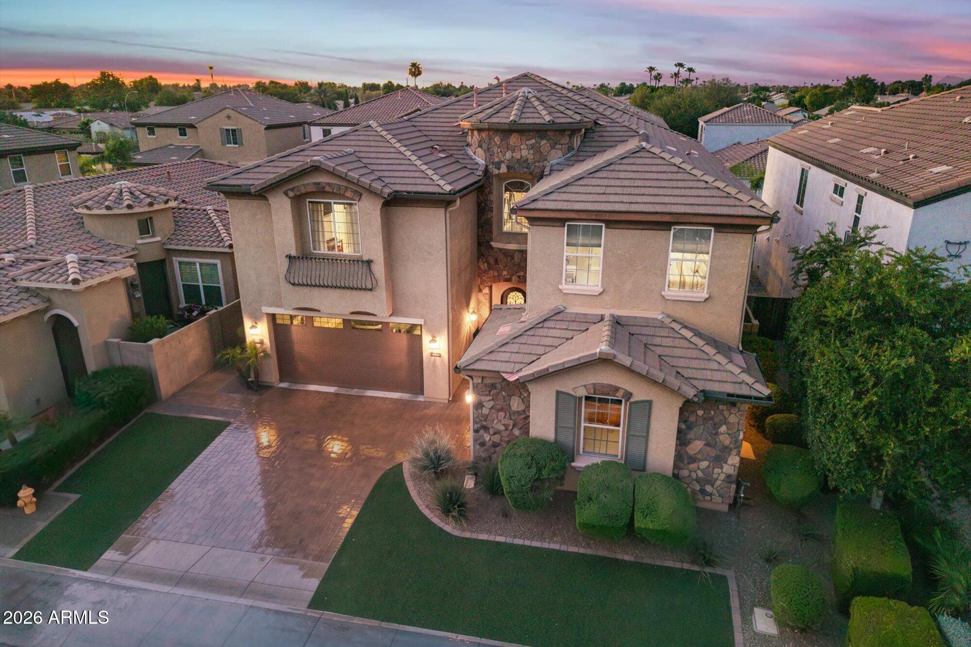 2152 E KESLER Lane