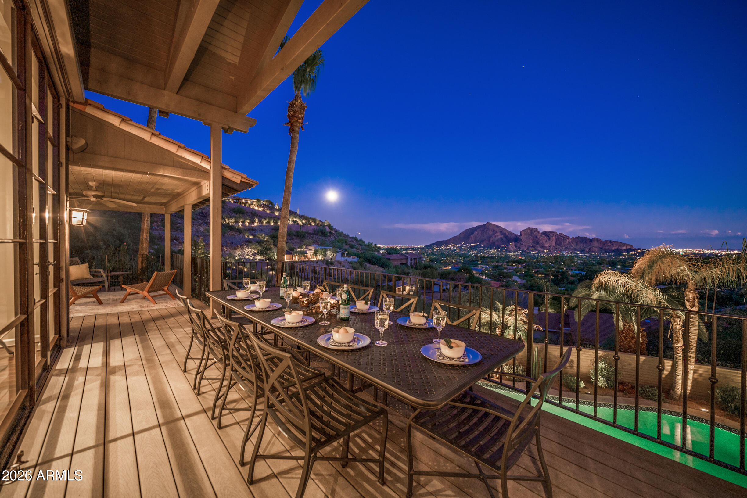 4455 E MOONLIGHT Way