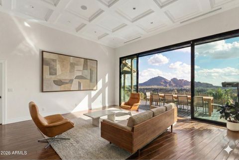 Photo of 4455 E Moonlight Way, Paradise Valley, AZ 85253 (MLS # 6964280)