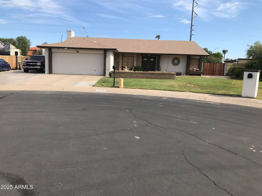 Photo of 5318 W Shaw Butte Drive W, Glendale, AZ 85304 (MLS # 6922146)