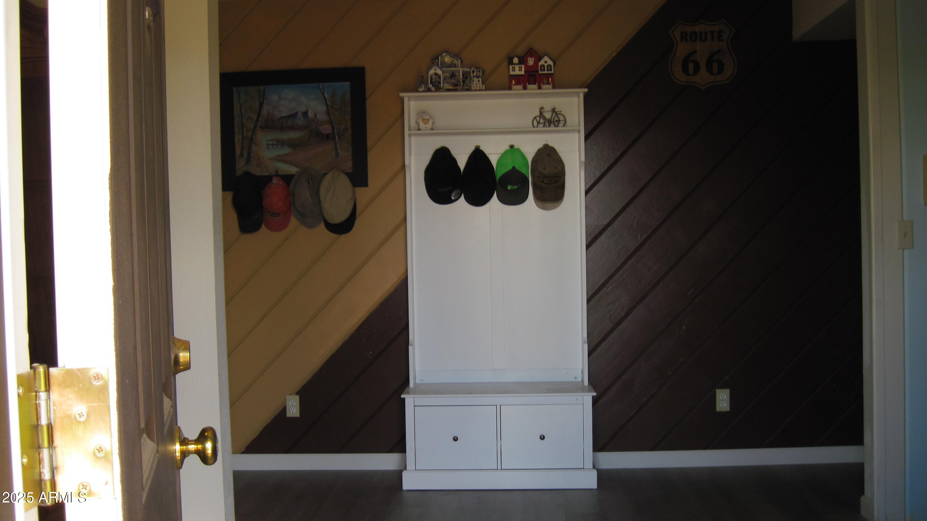 5318 W SHAW BUTTE Drive W