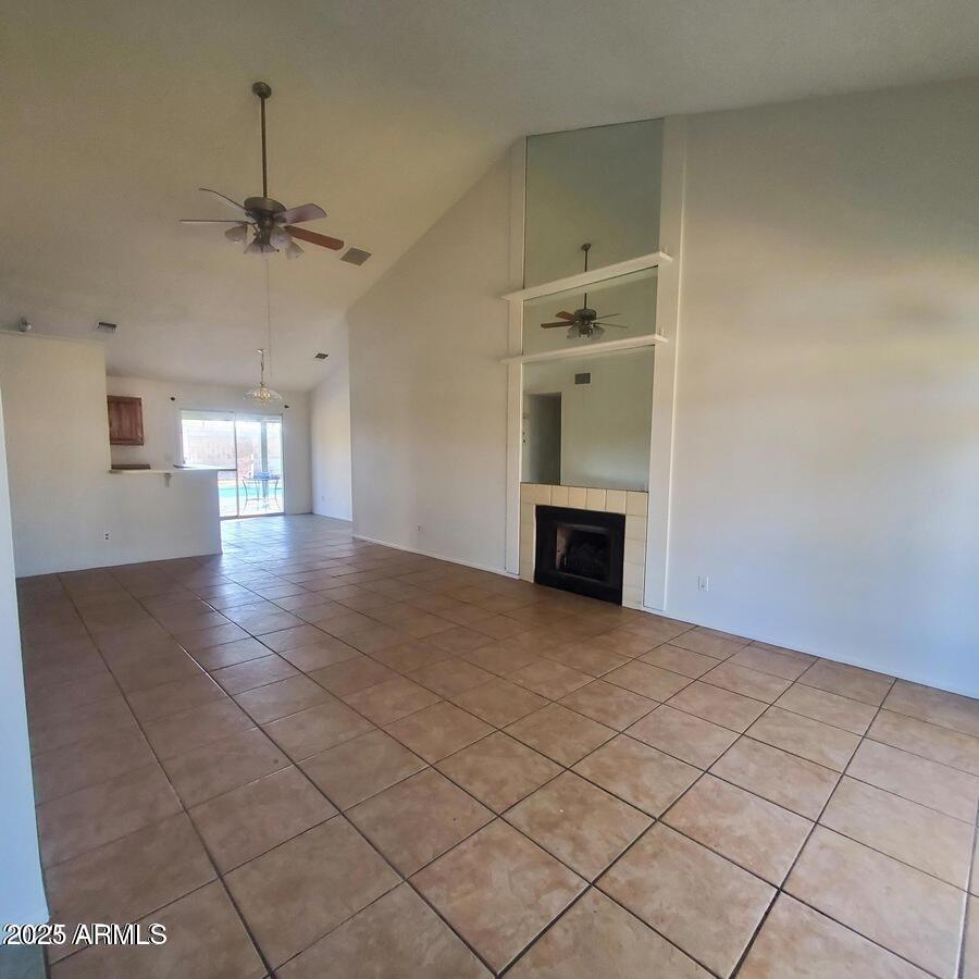 4827 E LA PUENTE Avenue