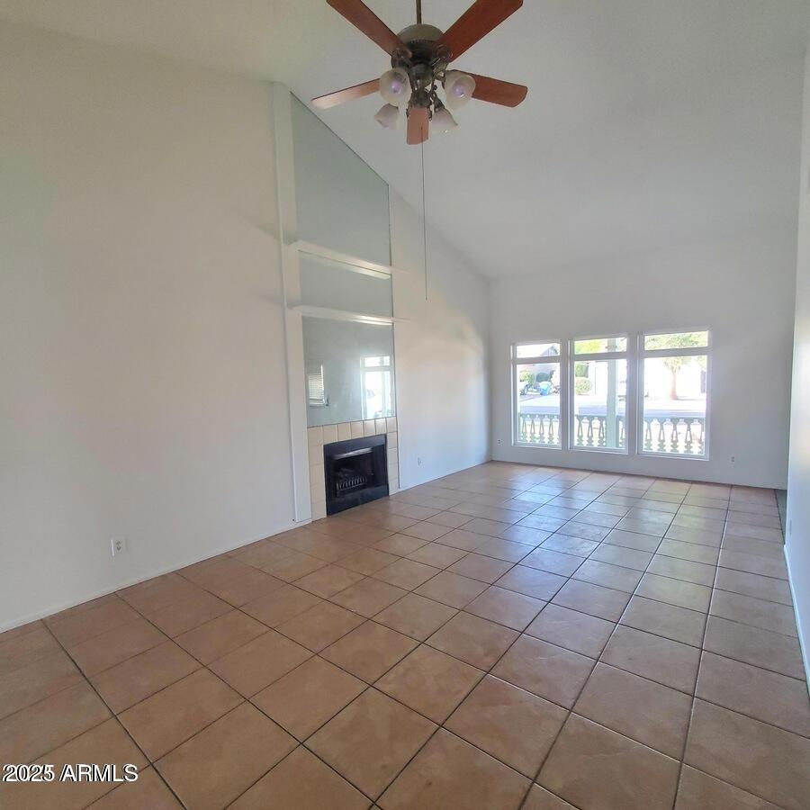 4827 E LA PUENTE Avenue