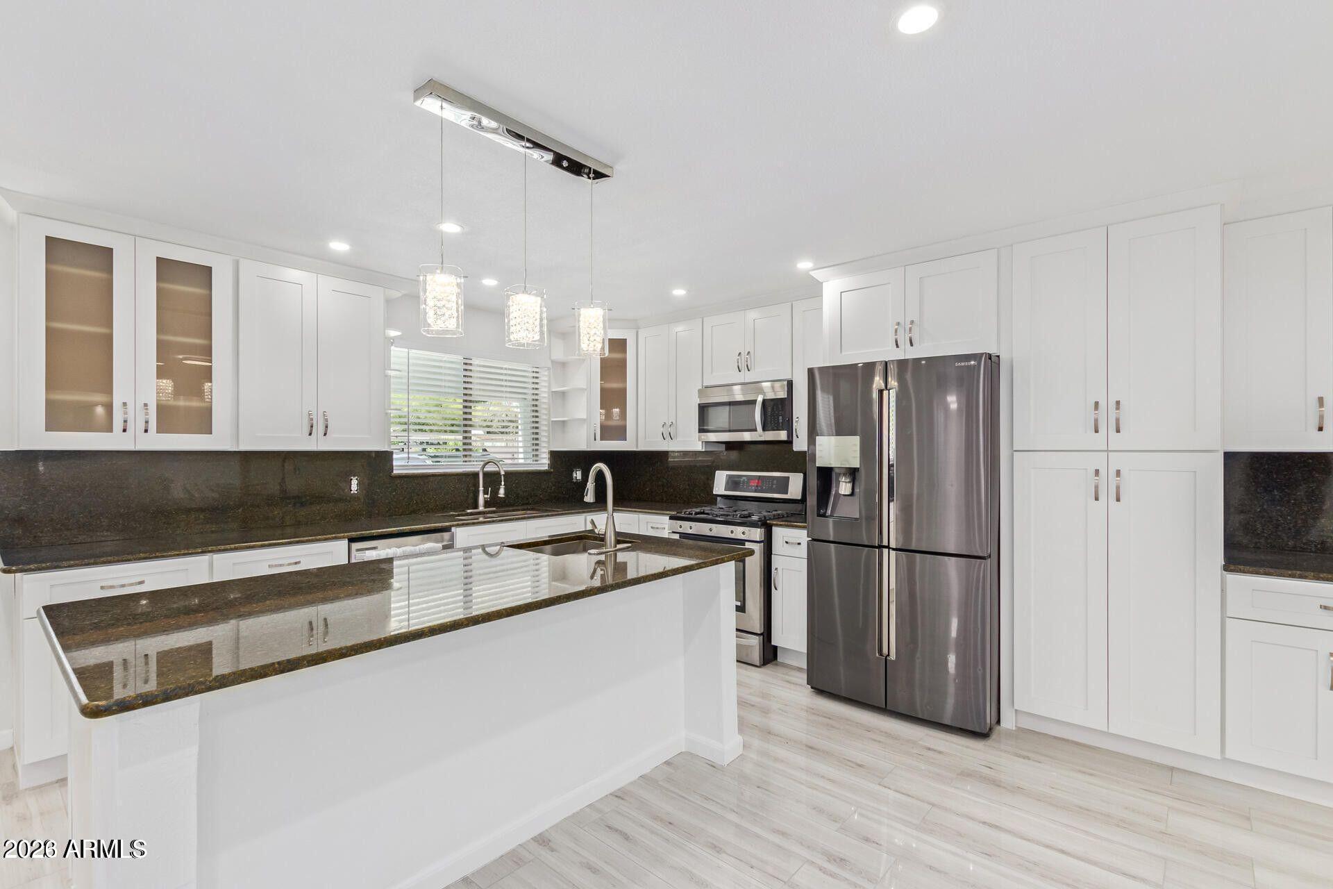 1212 E Mclellan Boulevard