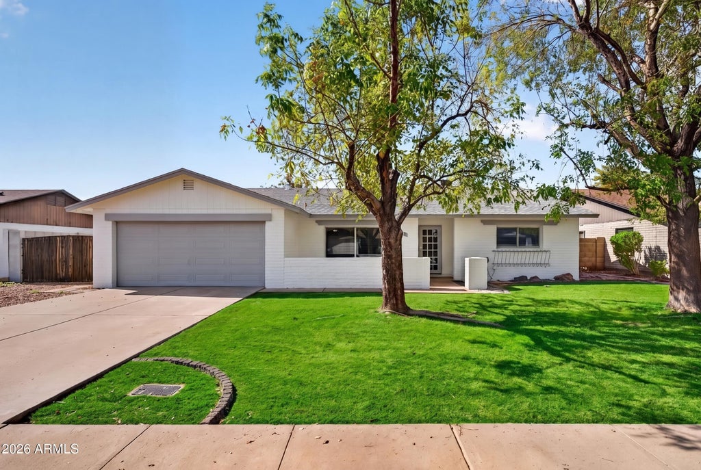 Photo of 247 E Chilton Drive, Tempe, AZ 85283 (MLS # 7075090)