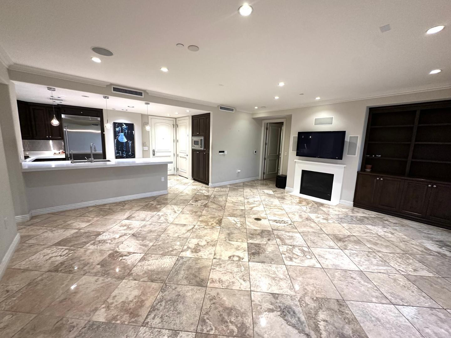 7175 E Camelback Road Unit 404