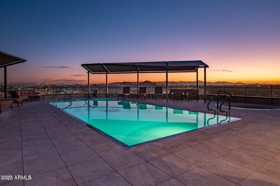 7175 E CAMELBACK Road 404