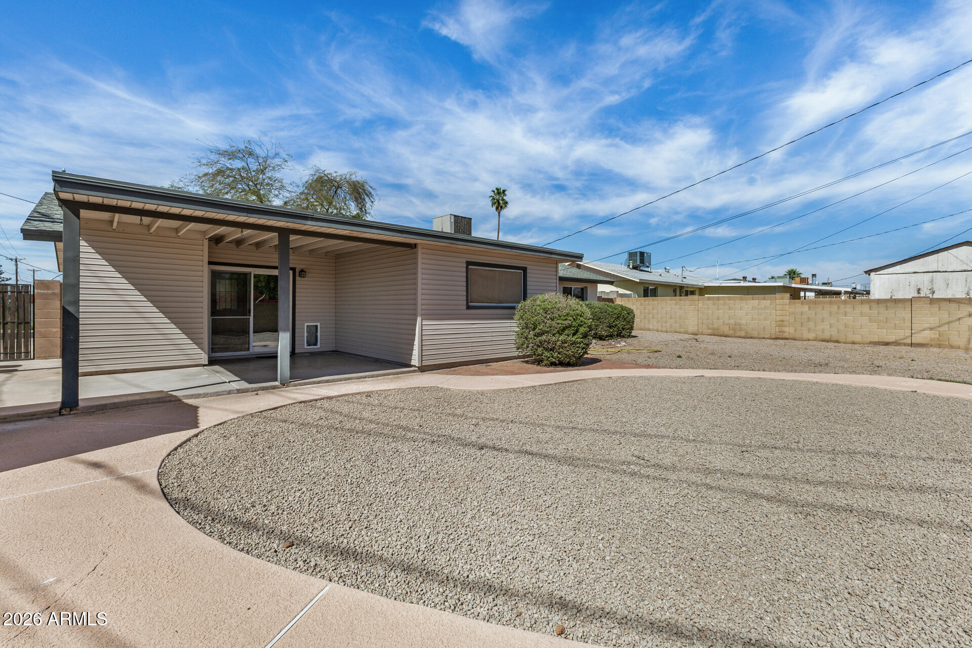 605 N SAGUARO --