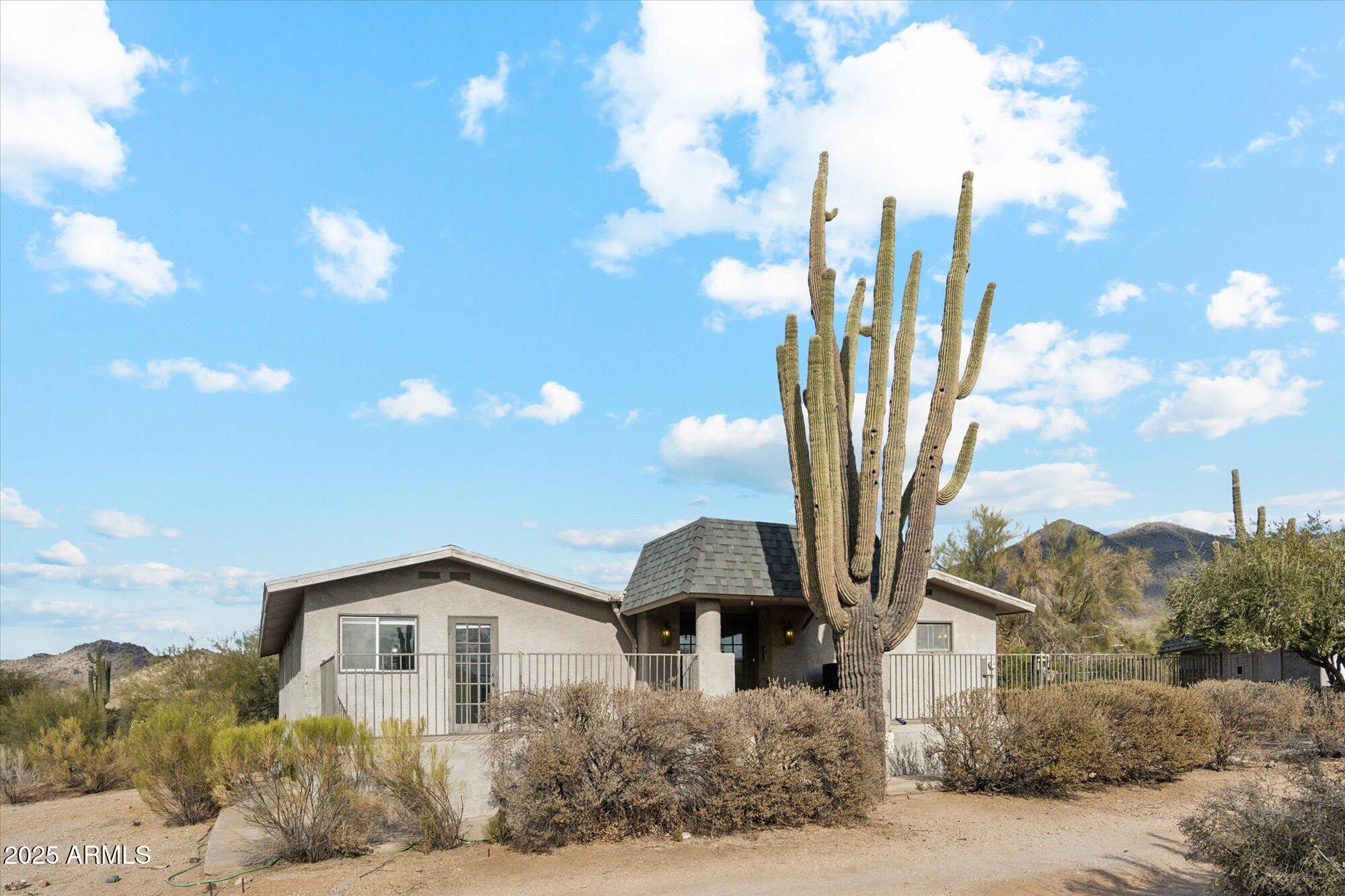 5428 E EL SENDERO Drive