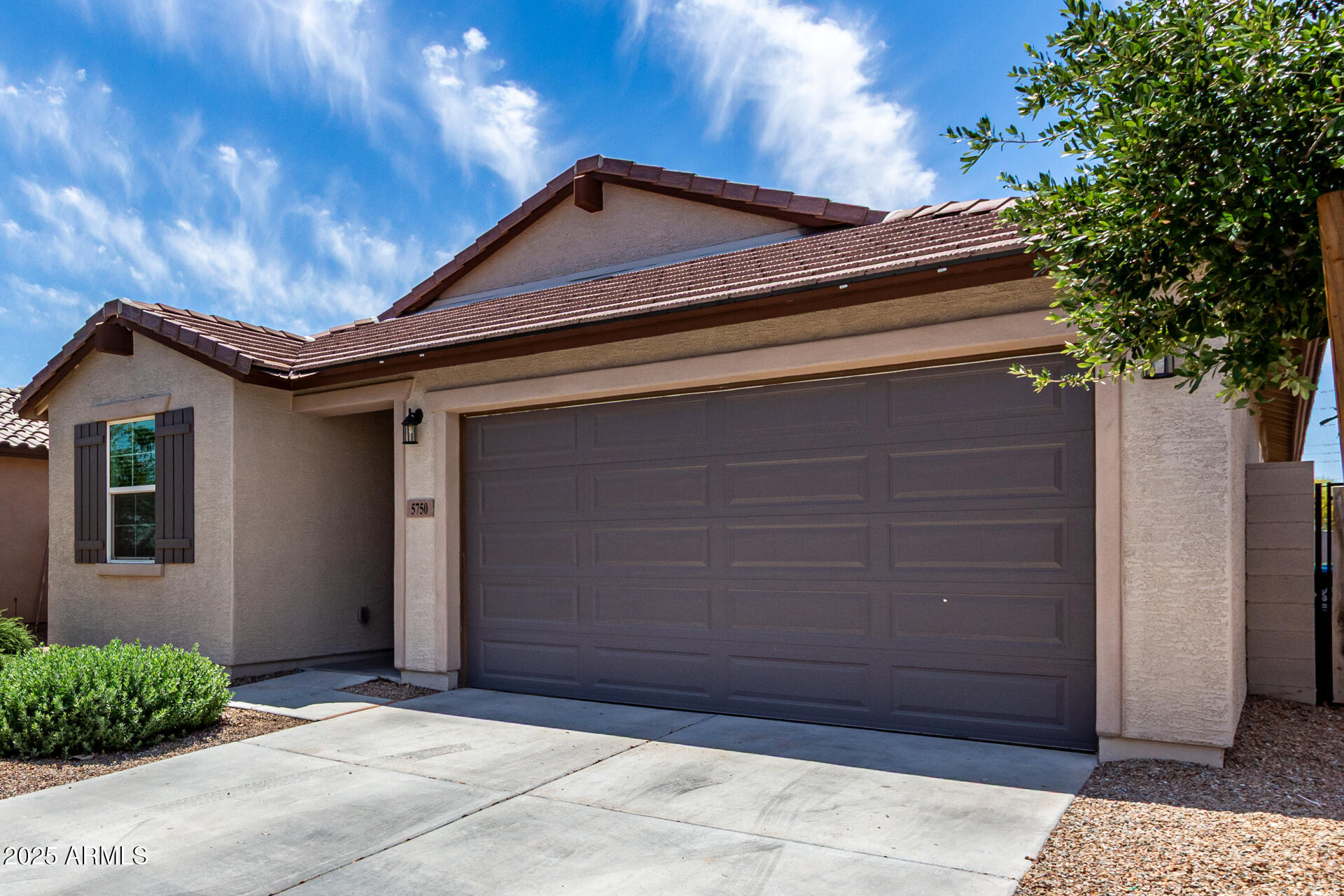 5750 S 250TH Drive