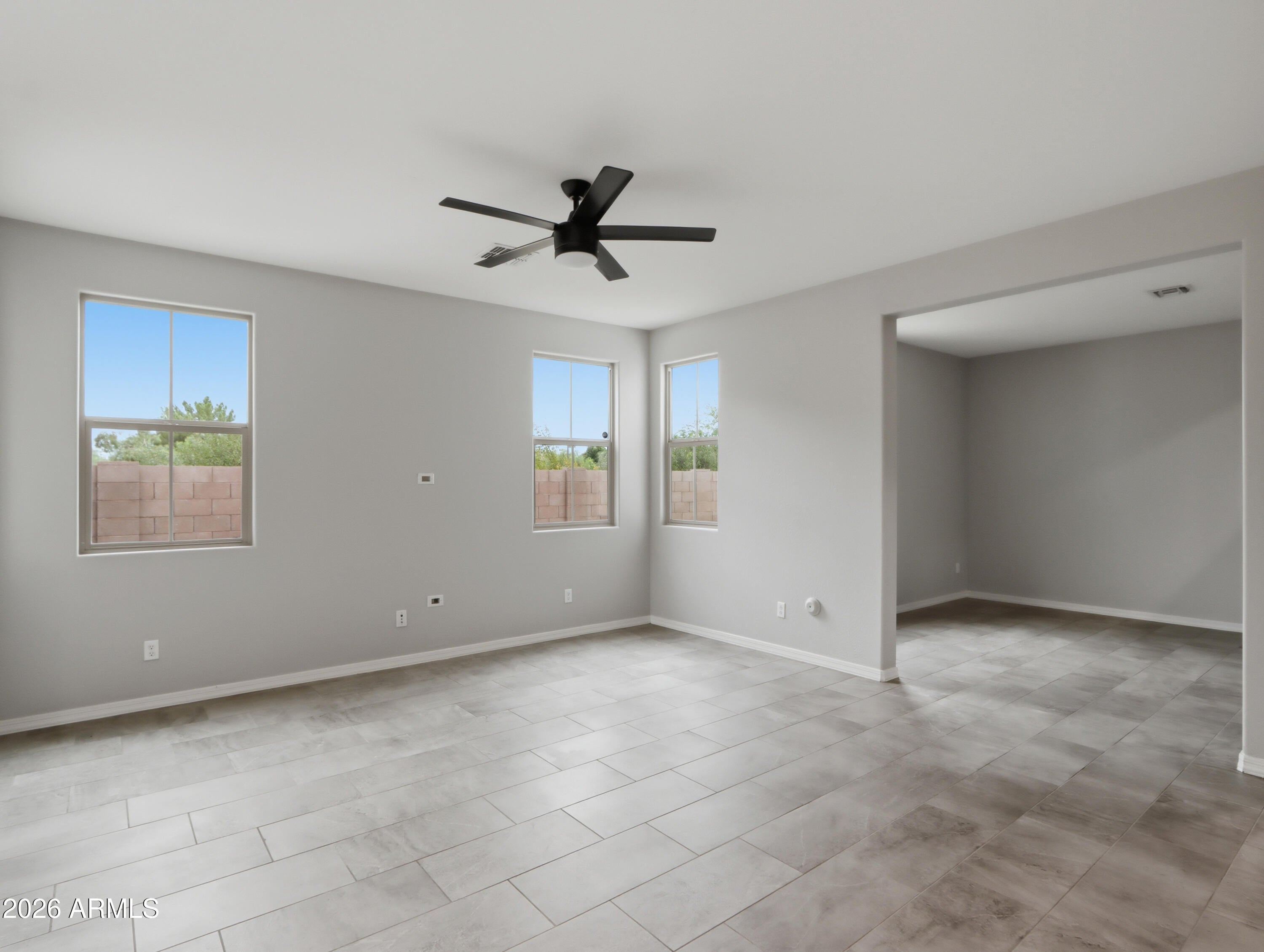 1942 S SYCAMORE Place