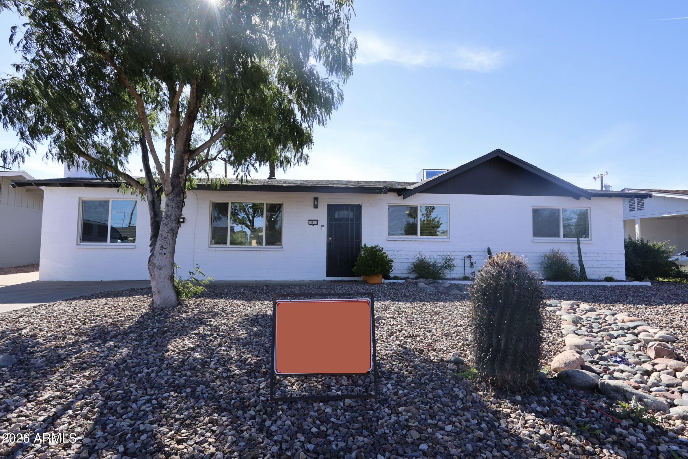 1011 W Elna Rae Street