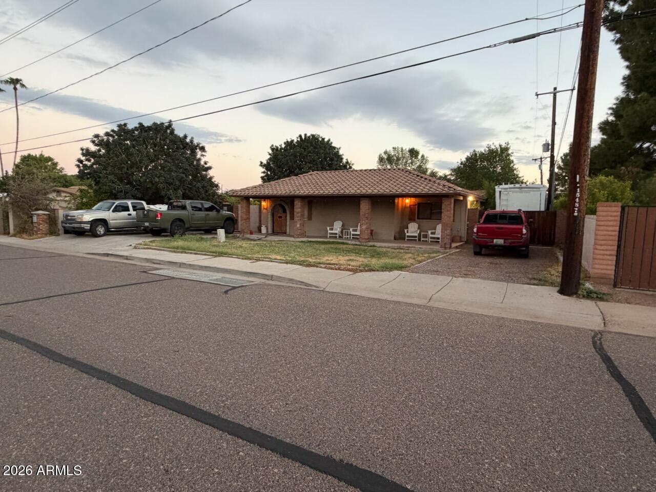1550 W EL CAMINITO Drive