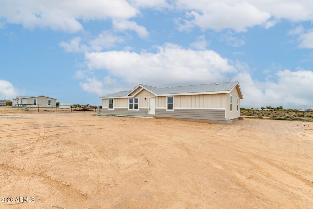 Photo of 1111 N 383rd Drive, Tonopah, AZ 85354 (MLS # 6966689)