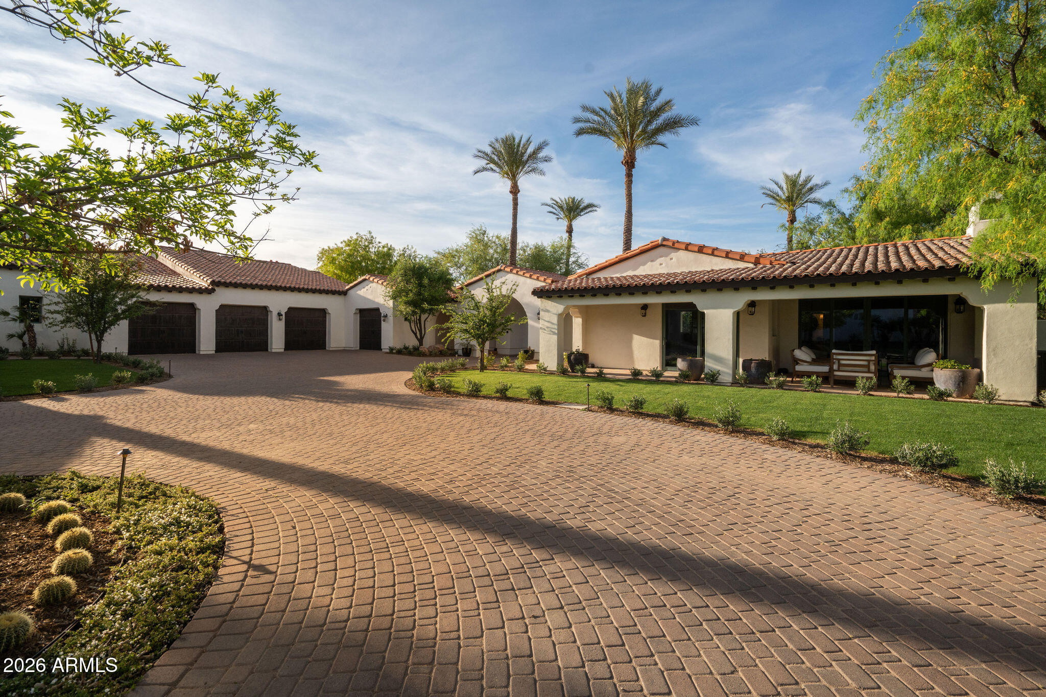 6641 E MEADOWLARK Lane