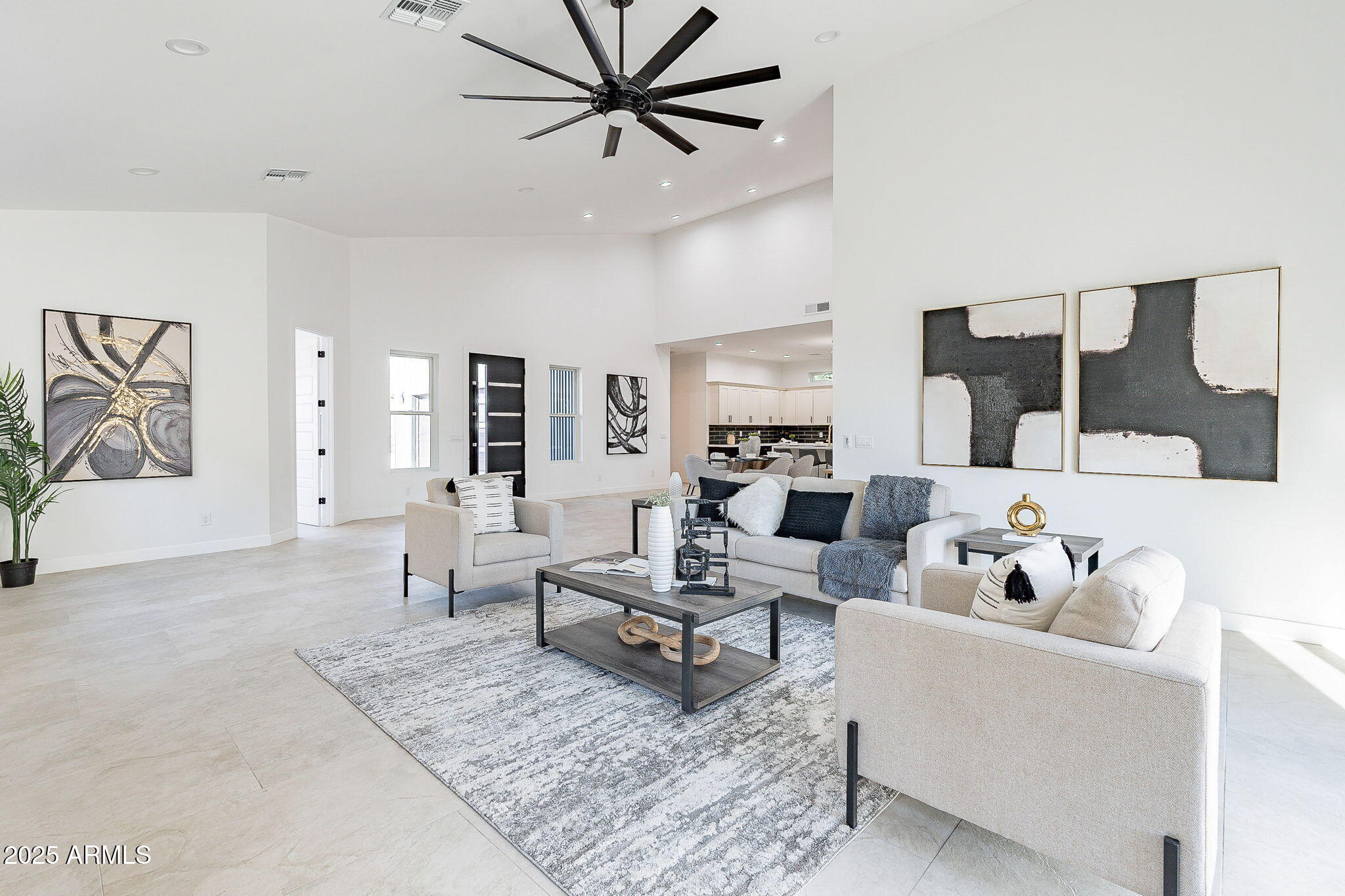 707 E OCOTILLO Road