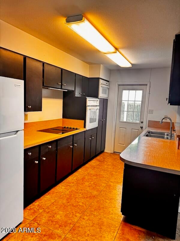 133 E DEL RIO Drive