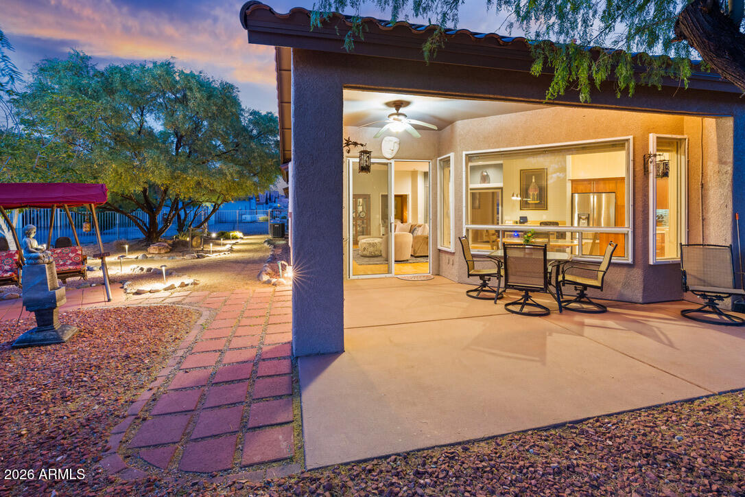 450 Camino De Encanto --
