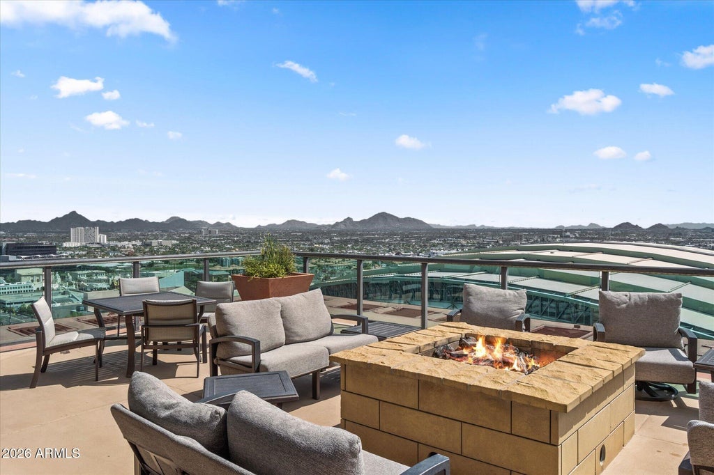 Photo of 310 S 4th Street #1103, Phoenix, AZ 85004 (MLS # 7071412)