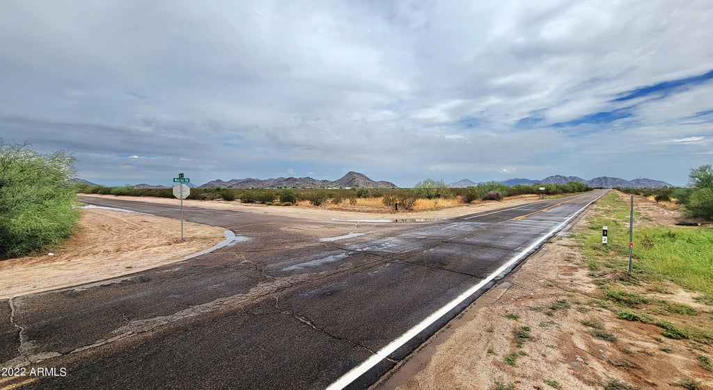 Photo of 0 N Warren Road #1, Maricopa, AZ 85139 (MLS # 7094080)