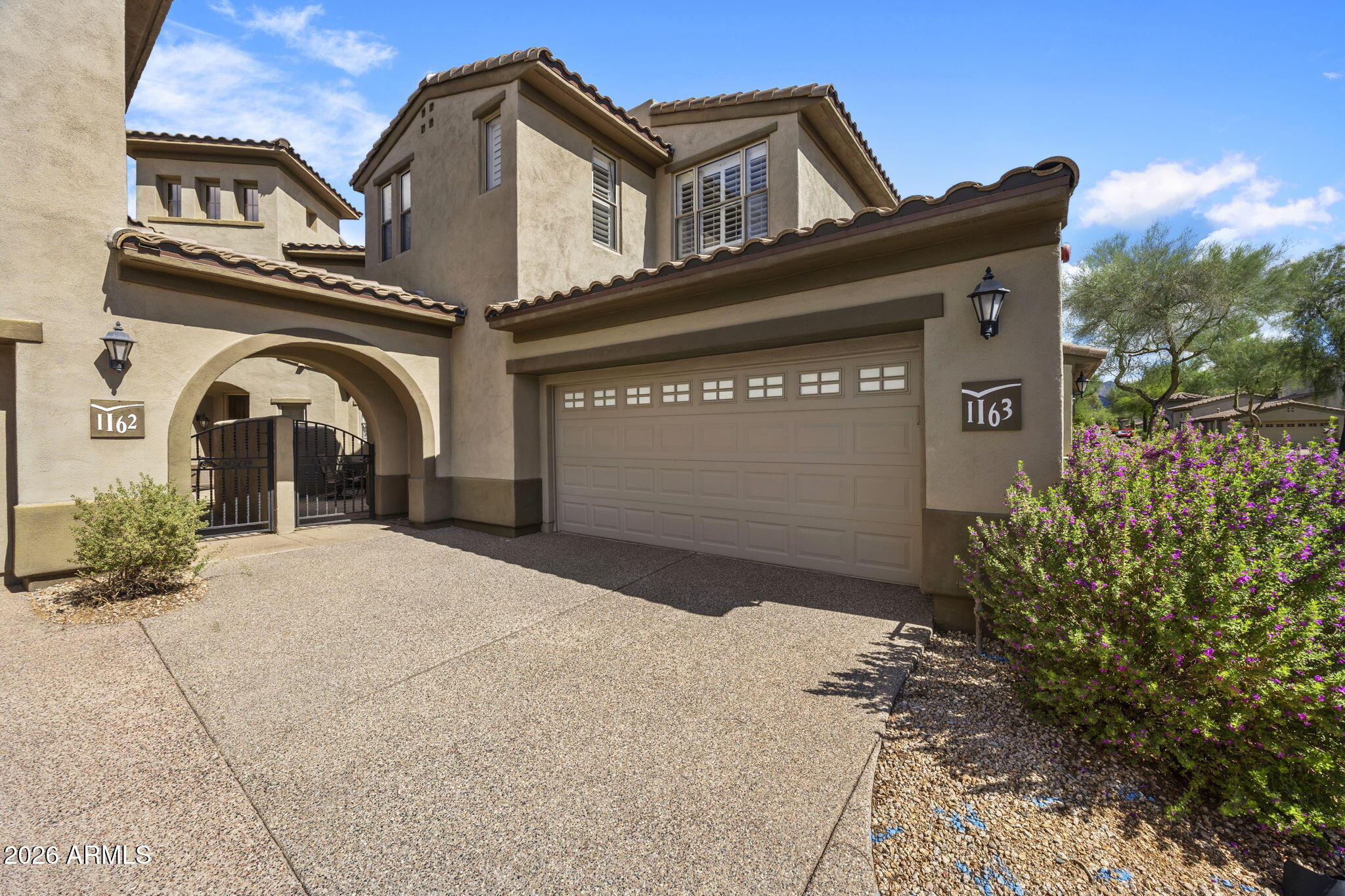 20802 N GRAYHAWK Drive 1163