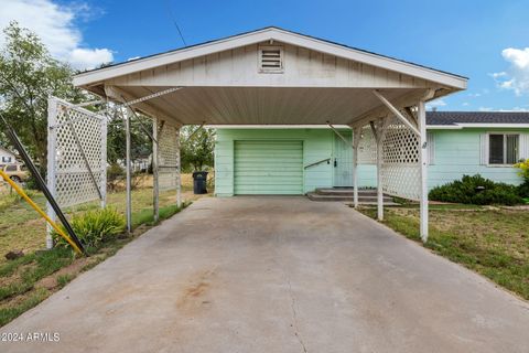 A home in Chino Valley