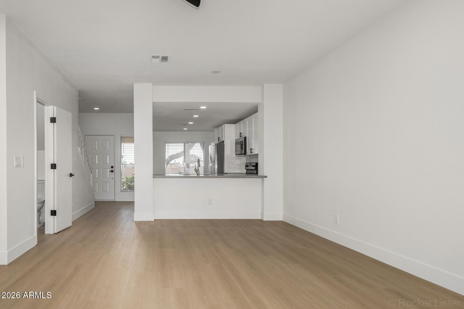 4114 E UNION HILLS Drive 1216