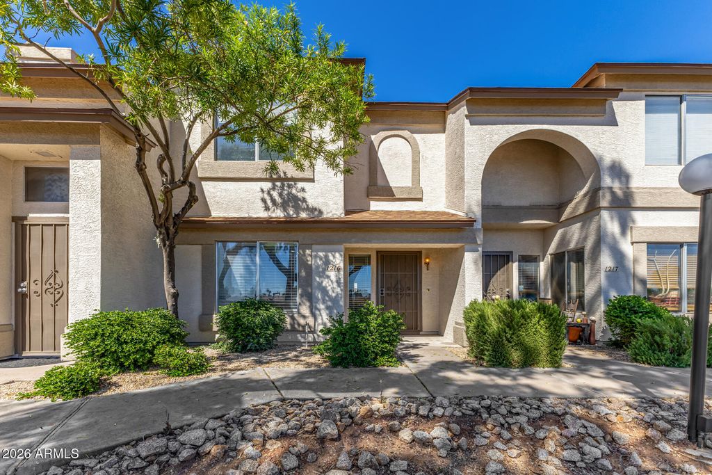 Photo of 4114 E Union Hills Drive #1216, Phoenix, AZ 85050 (MLS # 6998132)