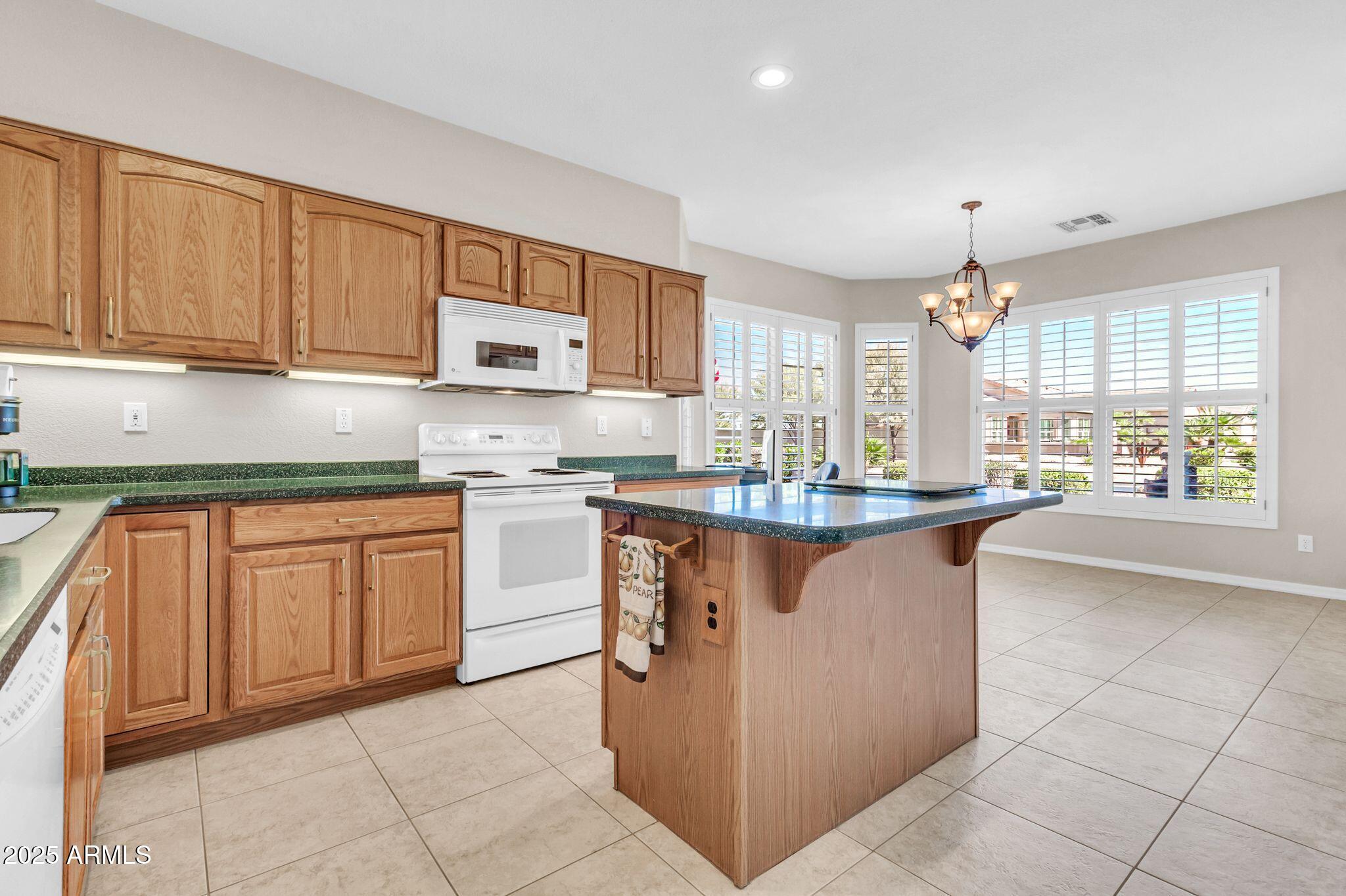 6610 S BRADSHAW Way S