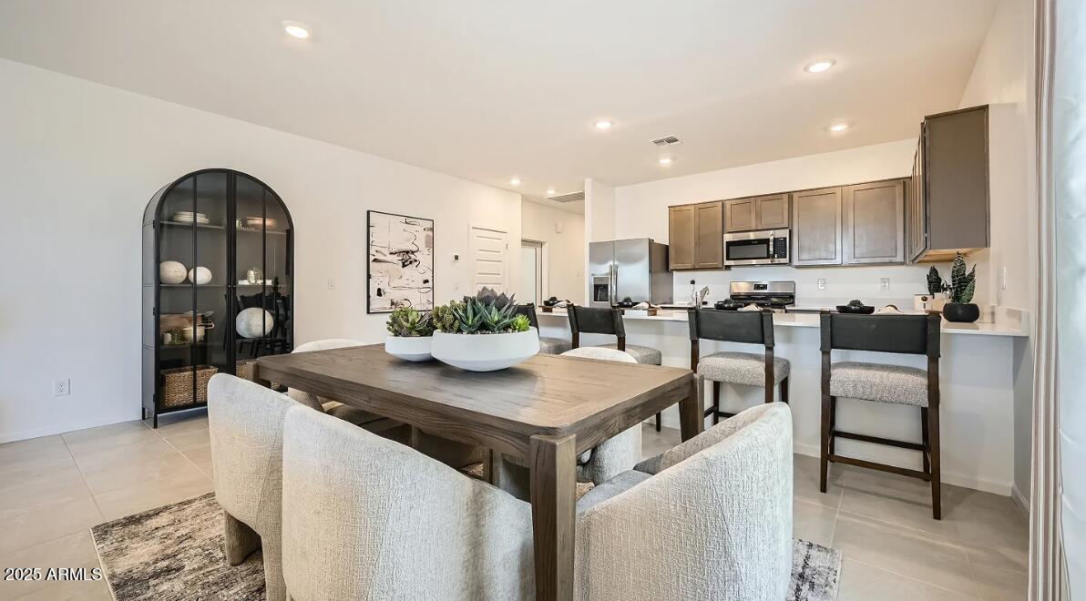 3283 E POMODORO Avenue