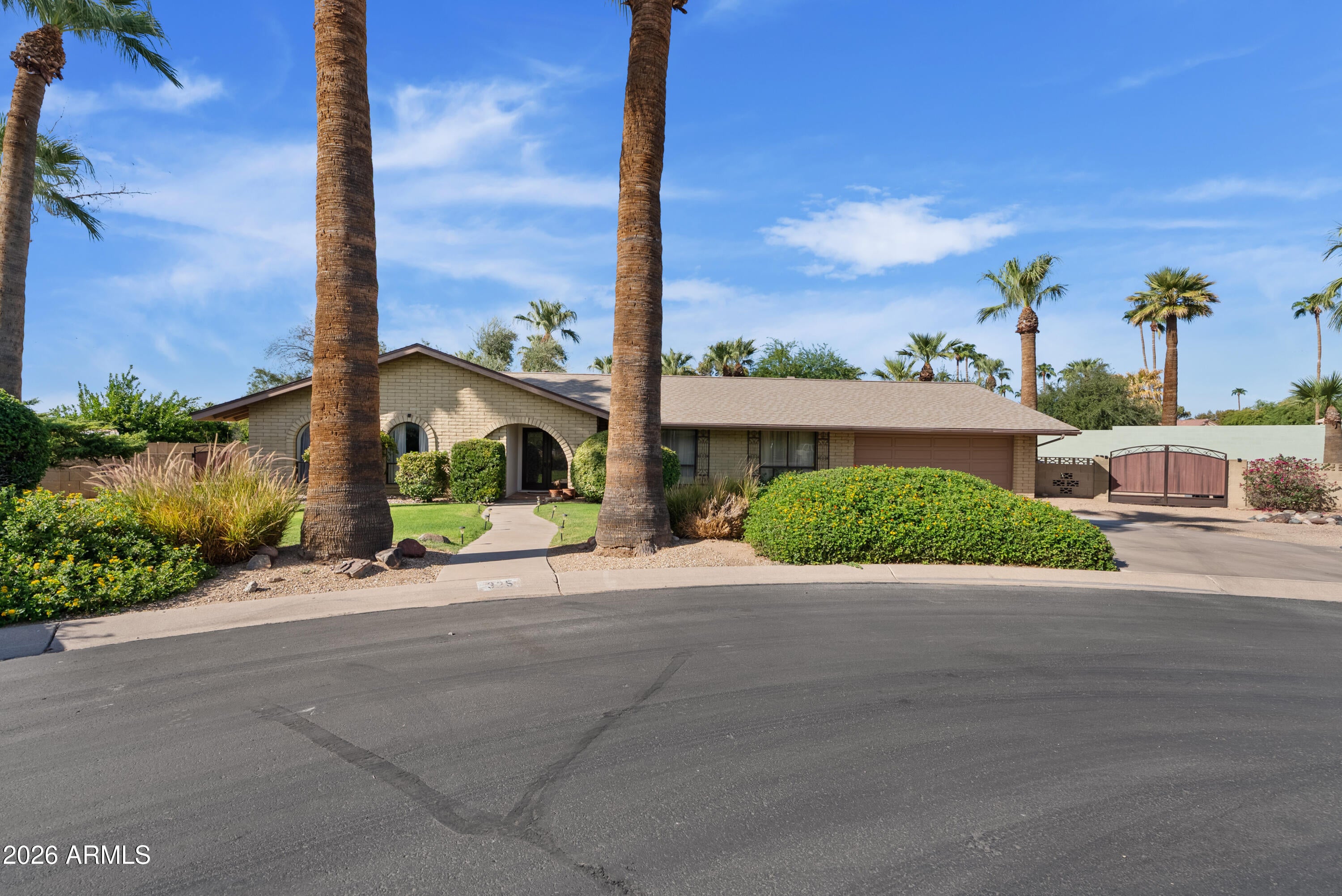 Homes for Sale in Queen Creek Arizona 4 325 W ALEGRE Drive