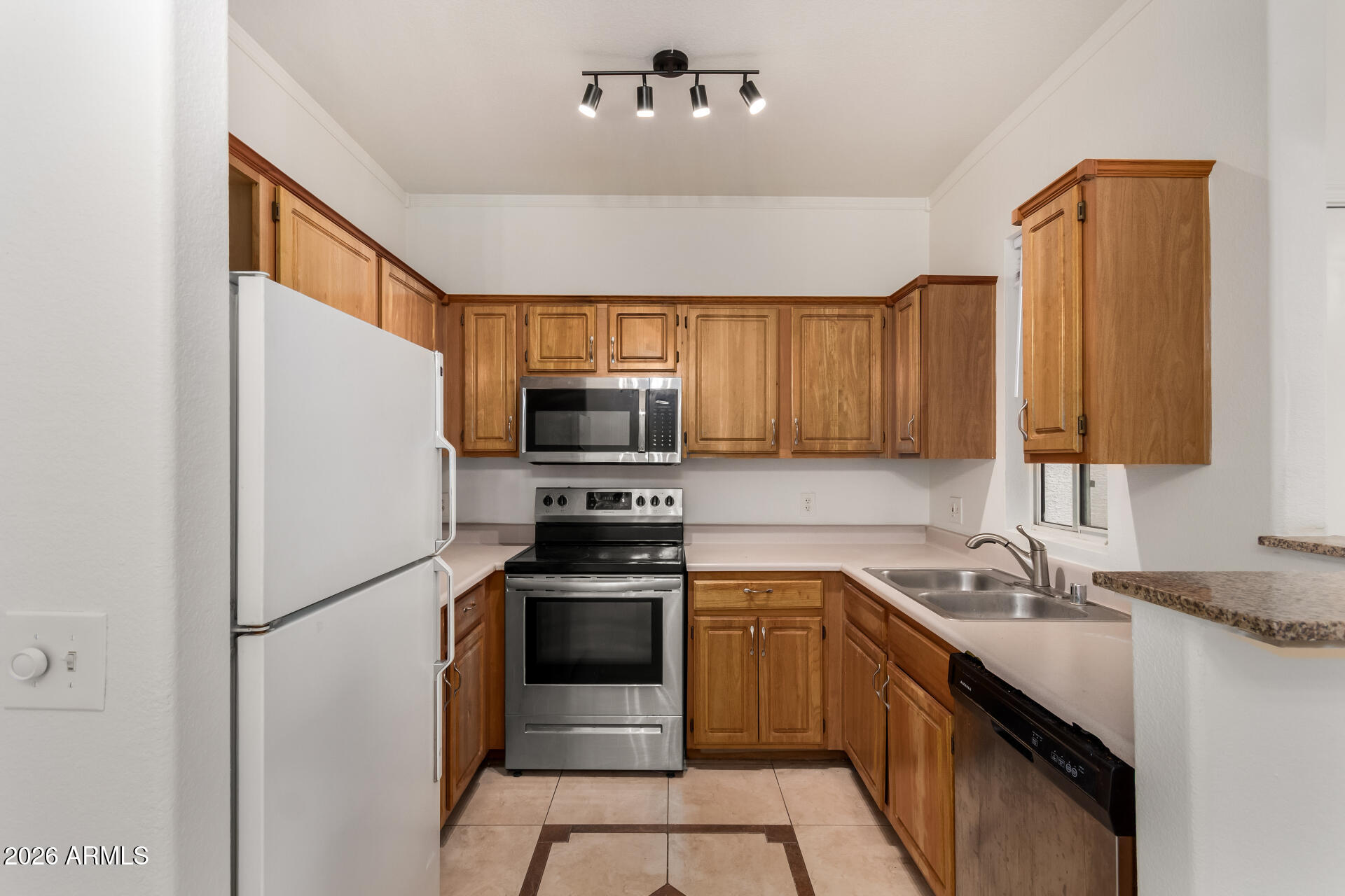 2929 W YORKSHIRE Drive 1093